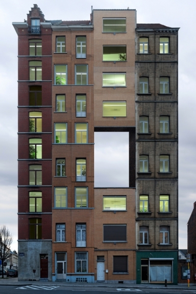 Photograph Xavier Delory Urban Forms Barre Ilot_01 on One Eyeland